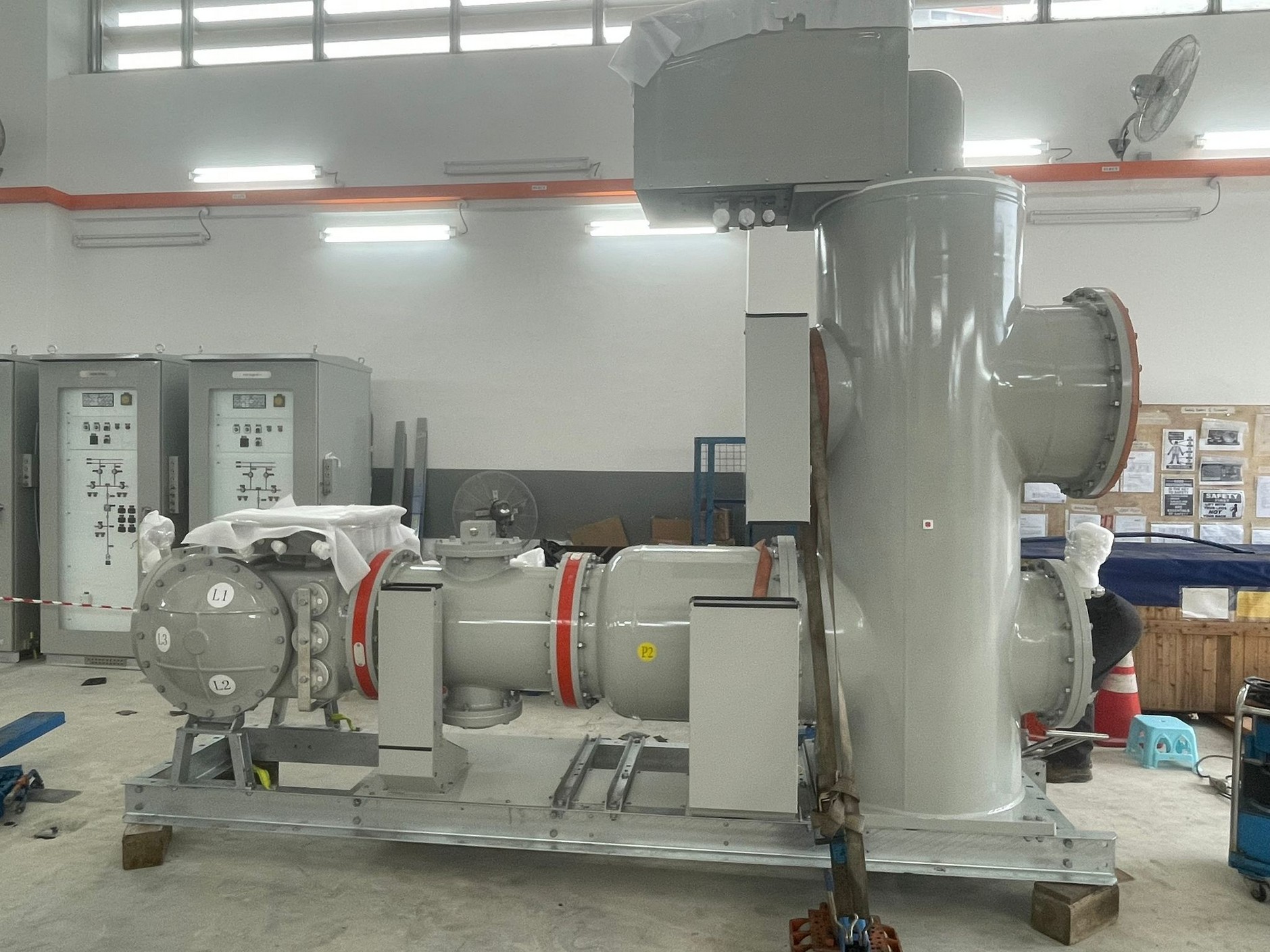Setting up 66kV GIS — Positioning & Installation